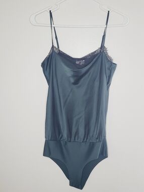 Cami Nyc Romy Silk Bodysuit Lace Trim Hunter Green Sultry Adjustable Straps Smal